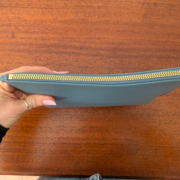 APC NWT Sarah Clutch Pouch Blue & Gold - Picture 4 of 9